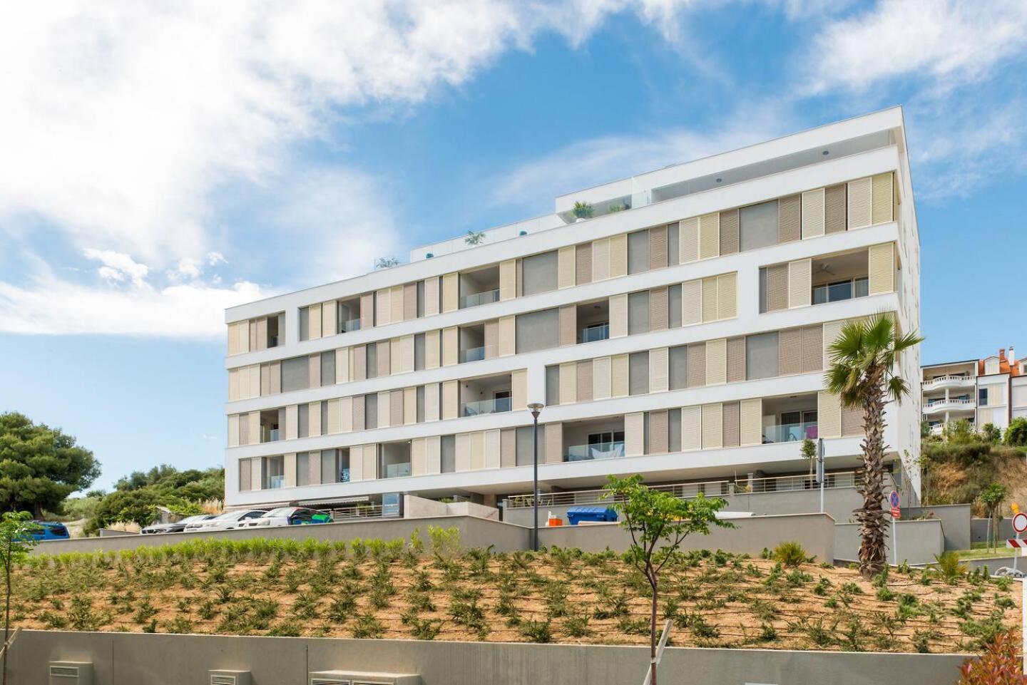 Seaside Haven Apartament